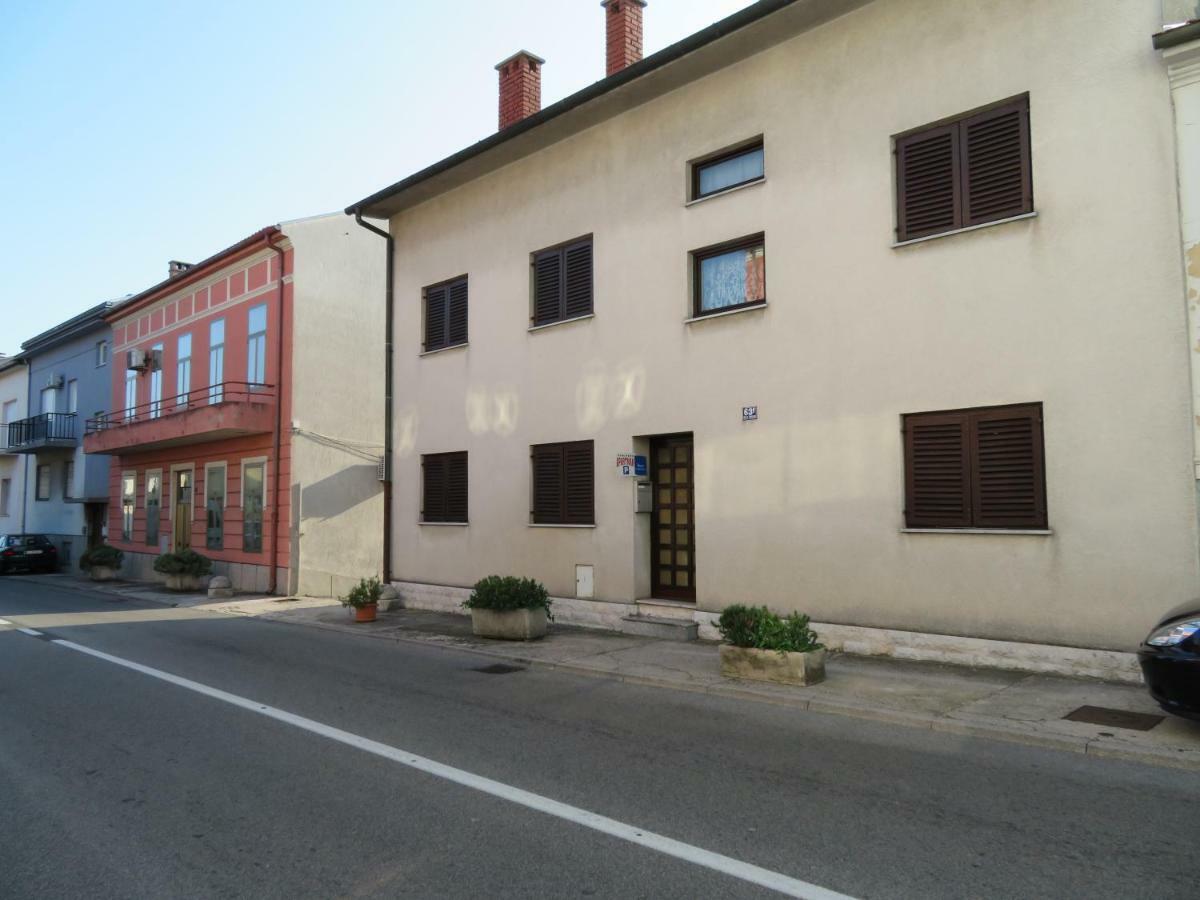 تْسْغيكفانِتْسا King Tomislav Apartments المظهر الخارجي الصورة